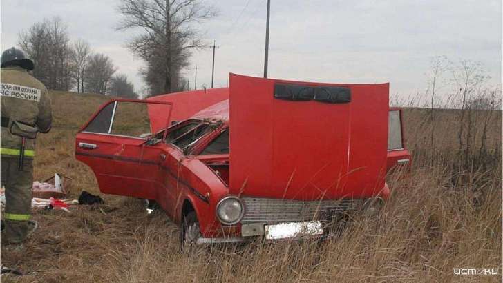 «Жигули» перевернулись на Орловщине: пенсионерка попала в больницу