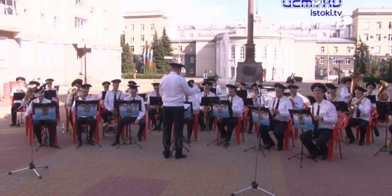 Песни военных лет на бульваре Победы: в Орле выступил под открытым небом оркестр Академии ФСО