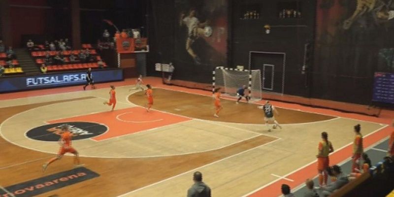 Орловские футболистки потеряли шансы на выход в плей-офф