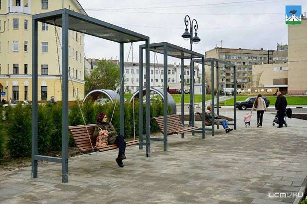 В Орле завершили благоустройство сквера Орловских литераторов