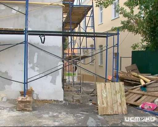 В Орле во время капремонта домов по ул. Ленина была украдена кровля