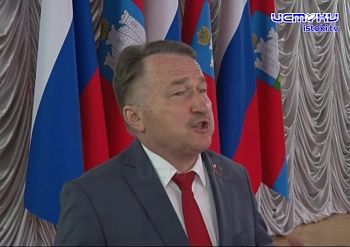 Как губернатор топил областных депутатов в море позитива...