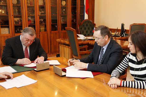 Кипр нам в помощь!