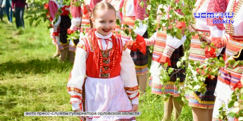 Отгремели „Троицкие хороводы“ — но мы не дадим этим ярким моментам исчезнуть бесследно!