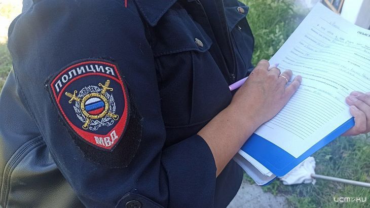 Орловчанка незаметно вынесла золото из дома знакомого