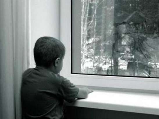 Главу района заставили выдать сироте жильё