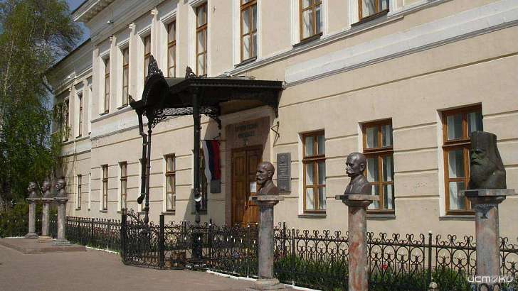 Орловских студентов ждут недельные каникулы из-за COVID-19