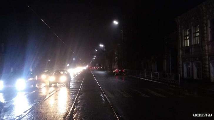 Возле трамвайных путей в Орле водитель «Лады-Весты» сбил мужчину