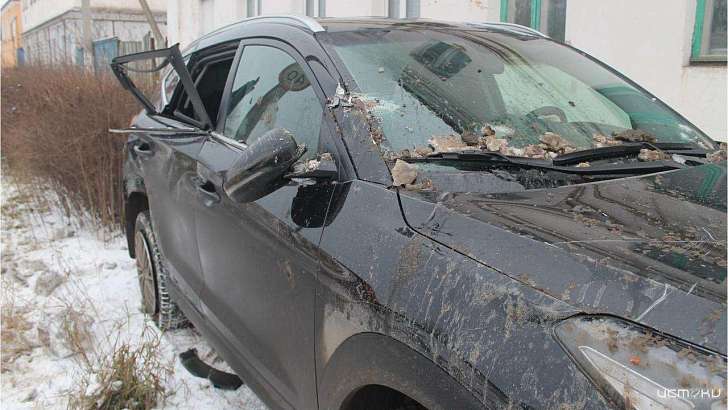 В Болхове водитель КамАЗа устроил ДТП, не уступив дорогу иномарке