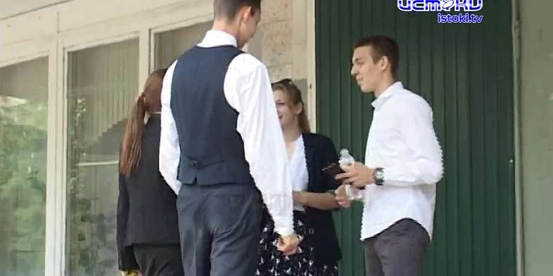 На орловском пляже спасли тонувшего ребенка, а орловчане смогут бесплатно послушать «Хор Турецкого». Новости за 90 секунд