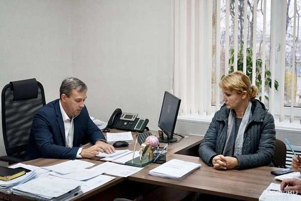 «Выручку они приносят такую, что автобус на следующий день не за что заправить»: Ничипоров обвинил водителей ТТП в отсутствии бензина