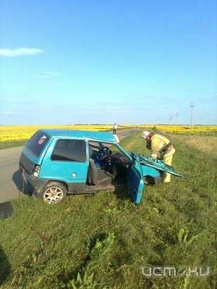 В Орловской области «Ока» улетела в кювет с проселочной дороги