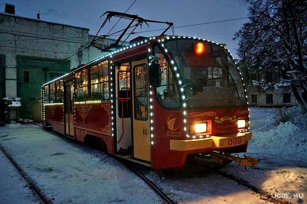 Стало известно, как будет работать общественный транспорт в Орле в новогоднюю ночь 