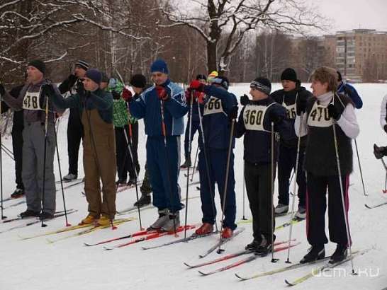 Орловские спасатели посоревновались в лыжном беге