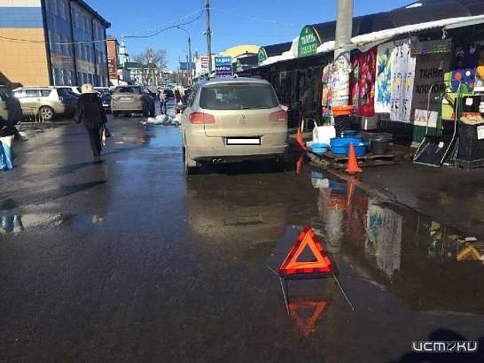 На Центральном рынке Орла машина сбила ребенка