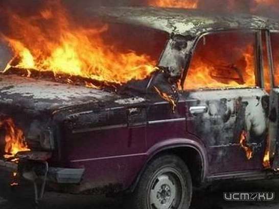 В Орловском районе сгорела хозпостройка, гараж и автомобиль