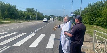 Орловская митрополия  аварийность В Орловской области освятили опасные участки дорог