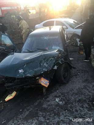 На одном из перекрёстков в Дмитровске жёстко столкнулись две легковушки