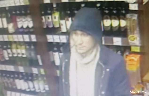 Фото: в Орле разыскивают мужчину, сделавшего покупки за чужой счет