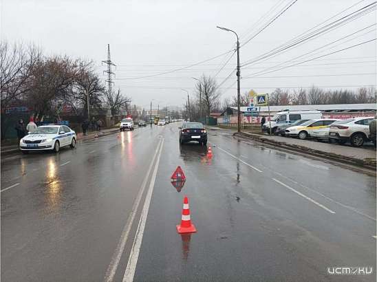 В Орле «Мерседес» протаранил «Фольксваген», а потом насмерть сбил пенсионерку на «зебре»