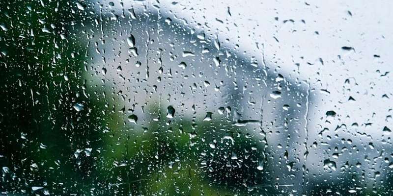 МЧС советует орловчанам оставаться дома: дожди будут идти еще сутки