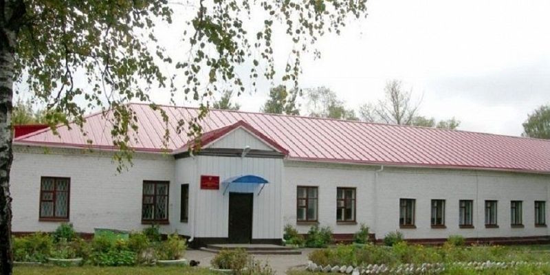 На вчерашнем эфире губернатора Орловского региона его спросили про строительство школы в деревне Овсянниково 