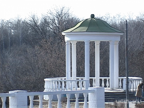 Новости за 90 секунд: в центре Орла может появиться историко-заповедная зона, прокуратура заставляет мэрию работать, а орловчане поделились своим отношением к судьбе здания на Гостиной, 1