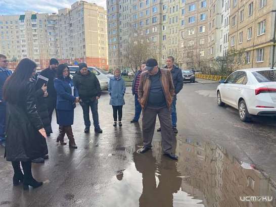 Прокуратура провела проверку по видеообращению жителей дома № 32 по ул. Бурова в Орле о некачественно выполненных работах в рамках благоустройства двора