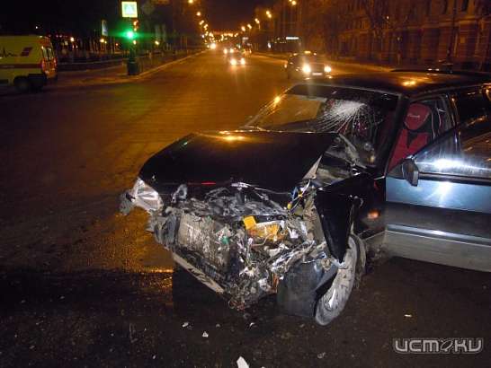 Сводка ДТП за 19 января: не повезло пешеходу и пассажиру