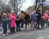 К празднованию Первомая присоединился и детский парк.