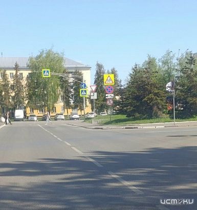 В районе площади Ленина сменились знаки приоритета 