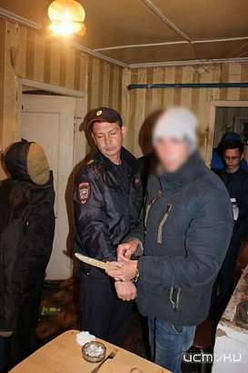 Житель Знаменского района в пьяном угаре убил своего приятеля