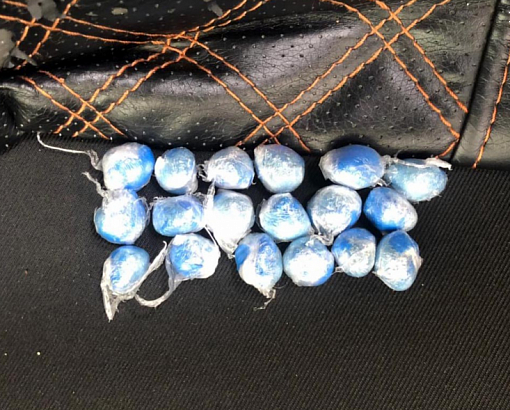 Орловские полицейские задержали иностранцев, подозреваемых в сбыте крупной партии героина