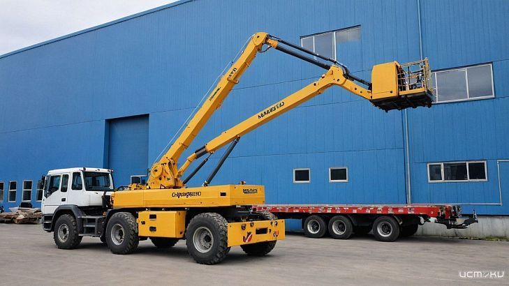 Как выбрать подходящий манипулятор для перевозки стройматериалов?