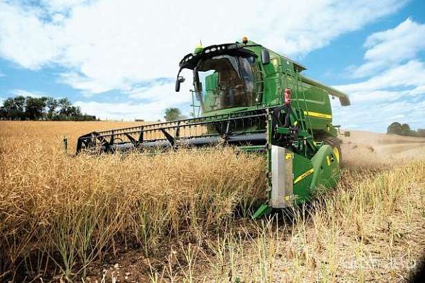 В Верховском районе в ДТП погиб комбайнер
