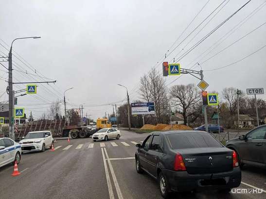 В Орле на пешеходе иномарка сбила пенсионерку