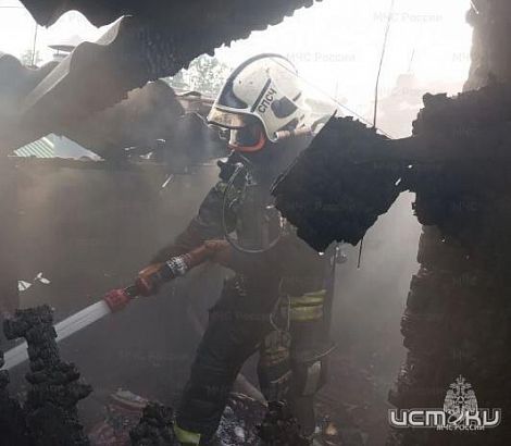 Рано утром 15 мая в Орле загорелся жилой дом на улице Яблочной