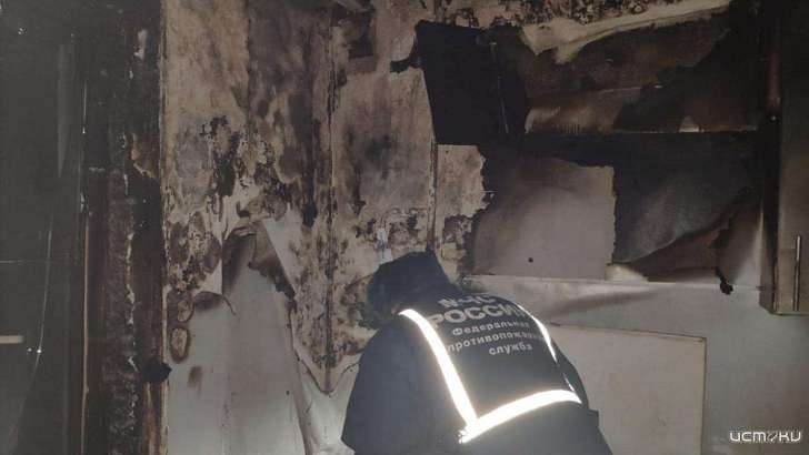 В Северном районе Орла эвакуировали семь человек из-за пожара в квартире