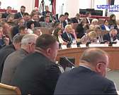 Первый раз в новом году. Областные депутаты собрались вместе, чтобы обсудить 38 вопросов, в их числе про образование и детство