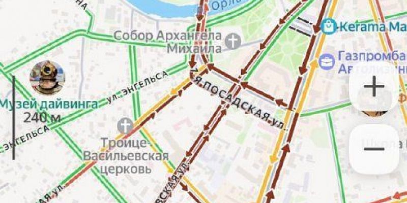 Метель сковала в Орле движение транспорта