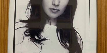 Нас постигла большая потеря. 