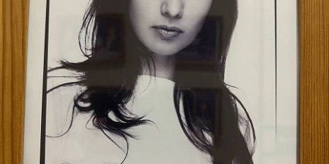 Нас постигла большая потеря. 