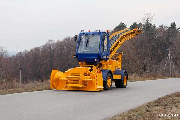 Власти г. Орла приобретут лаповый снегопогрузчик за 12,5 млн рублей