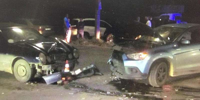 В Орле водитель «Мерседеса» не поделил дорогу с девушкой на «Мицубиси»