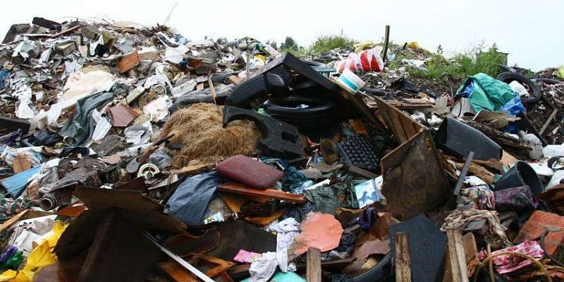 Глава Покровского района после нагоняя от прокуратуры ликвидировал стихийную свалку