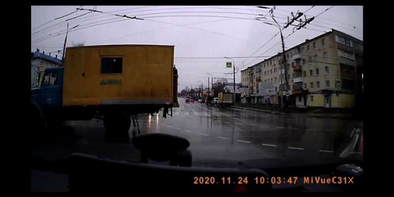 Видео: орловская скорая оказалась на месте ДТП за шесть секунд