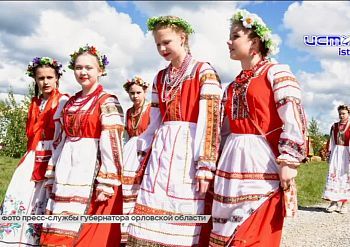 Отгремели „Троицкие хороводы“ — но мы не дадим этим ярким моментам исчезнуть бесследно!