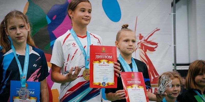 бадминтон Орловские бадминтонисты успешно выступили в Липецке