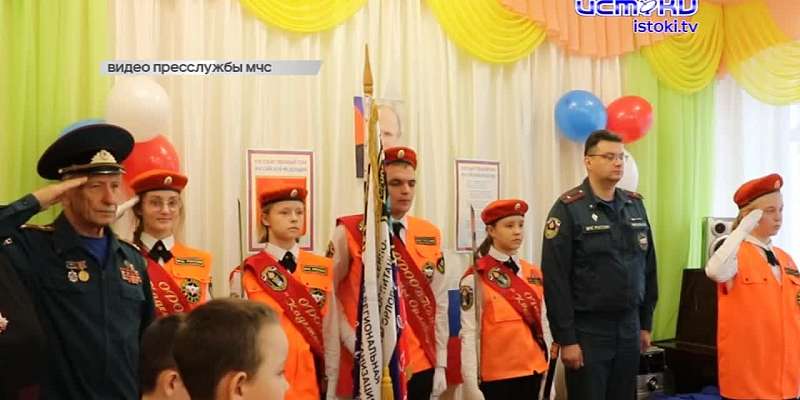 На днях в 47 детском саду Орла 26 малышей стали членами отряда «Орлята» и произнесли слова клятвы кадета.