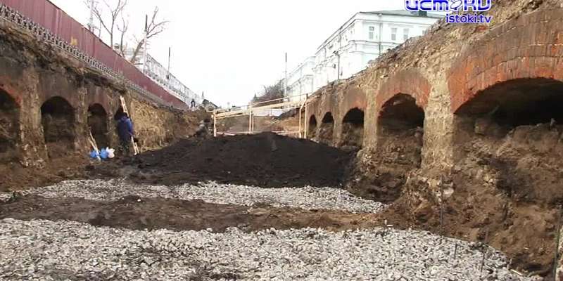 Во время раскопок на Красном мосту обнаружили культурный слой 12 века